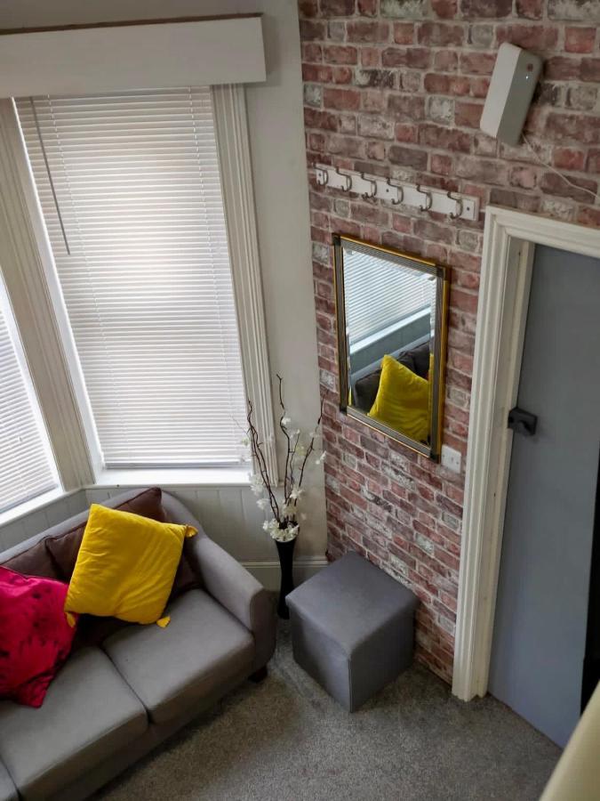 Apartamento Cute & Cosy Loft-Style Studio Close To Beach Bournemouth Exterior foto